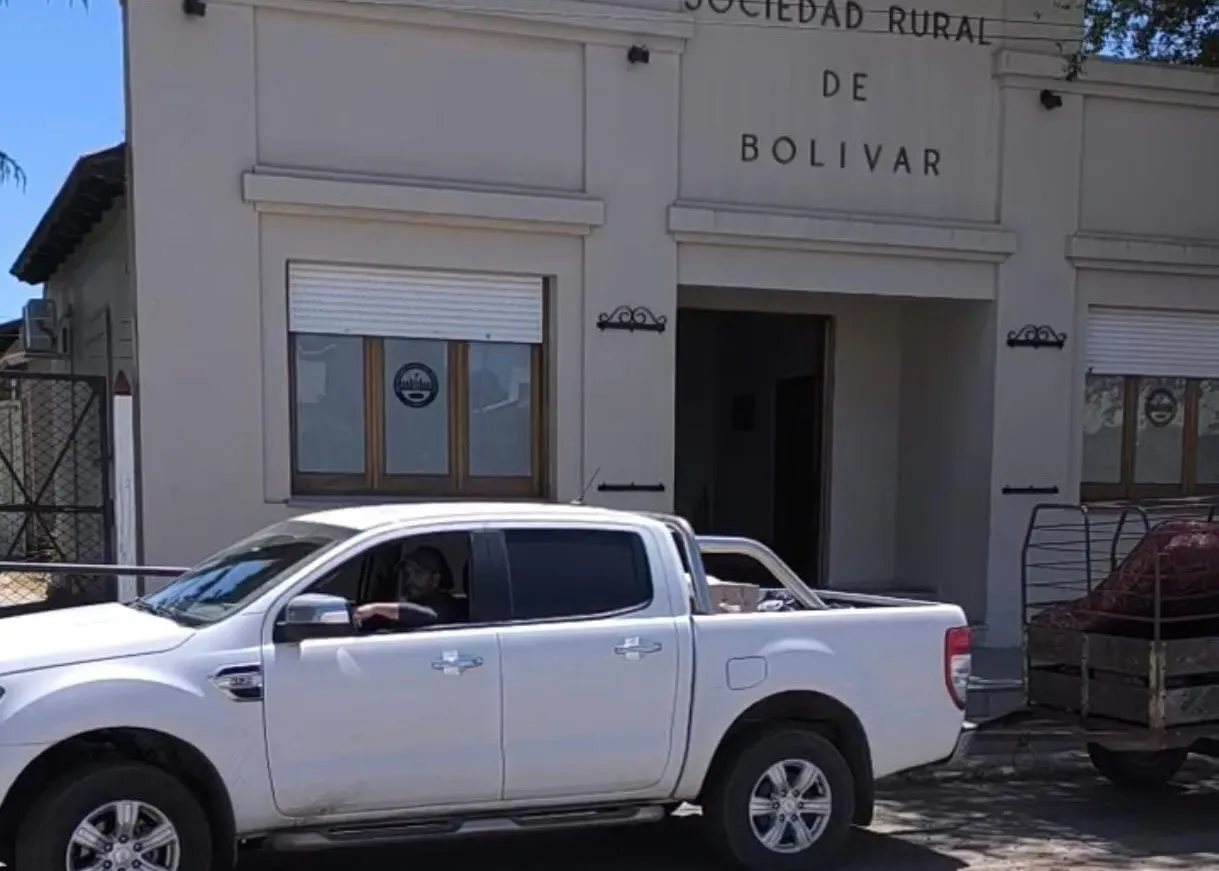 BOLIVAR - AYUDA A URDAMPILLETA