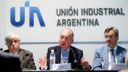 uia