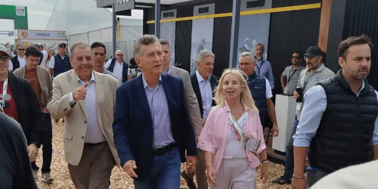 GlxGMbtWAAAbmtf-750x375