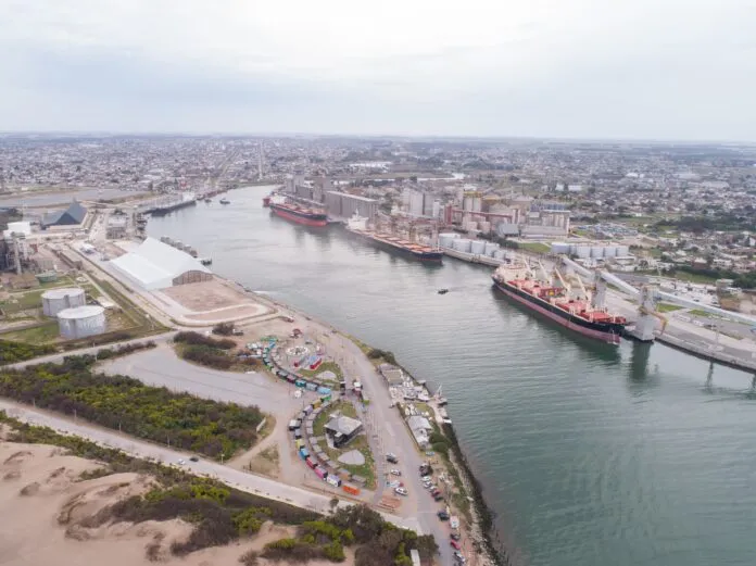 Puerto-Quequen-696x521