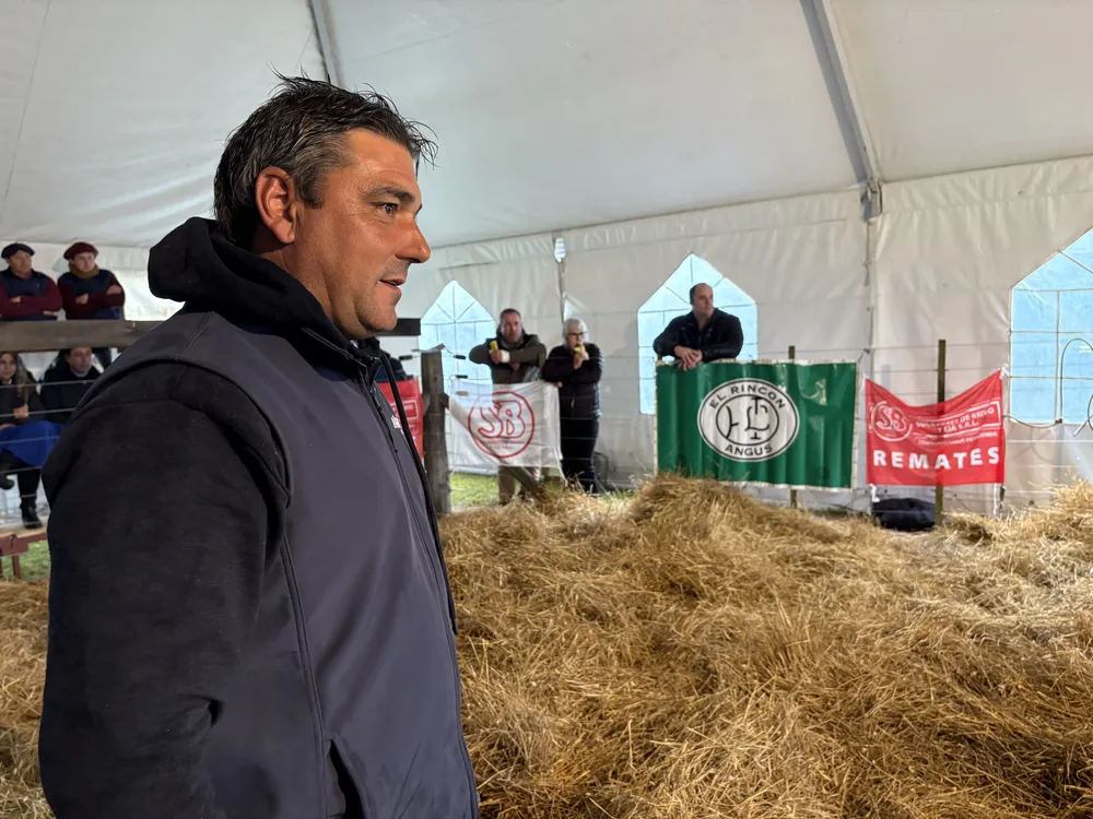 EZEQUIEL LOPEPE - CABAÑA EL RINCON - ANGUS