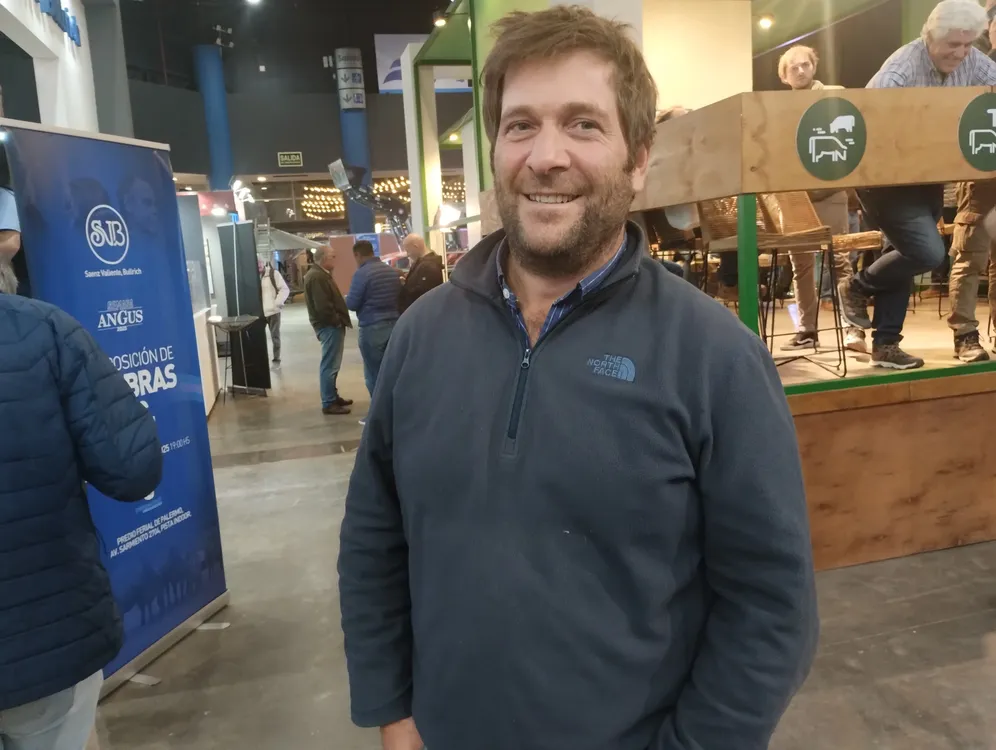 MARIANO ZANGUITU - CABAÑA GUE GLEN SUR