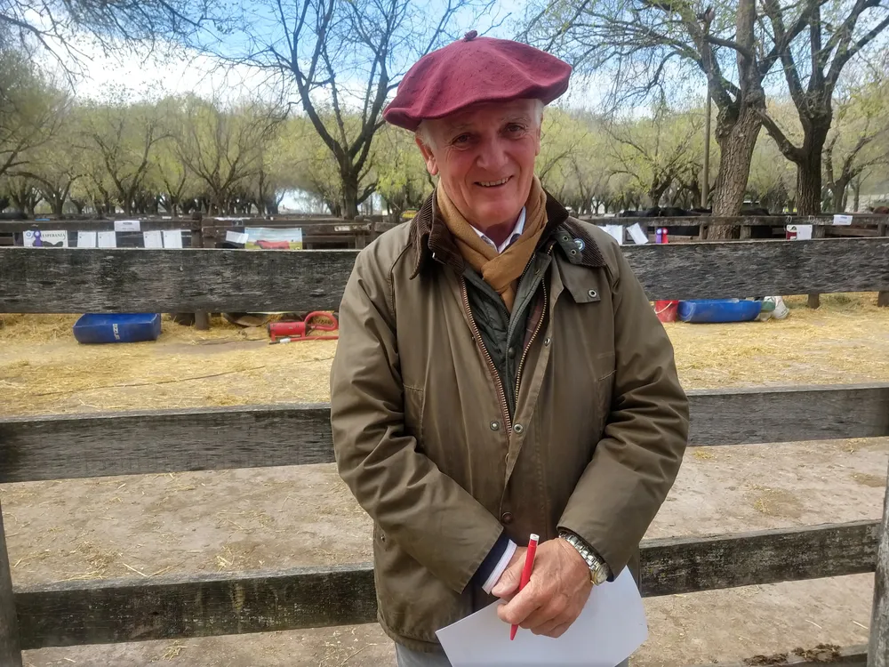 ALFONSO BUSTILLO