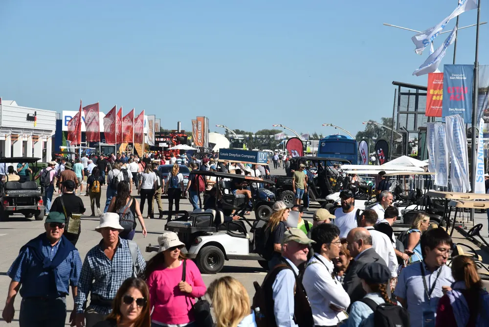 Pendiente-a-nuevos-anuncios-la-politica-redefine-expectativas-reclamos-y-propuestas-para-el-agro-scaled