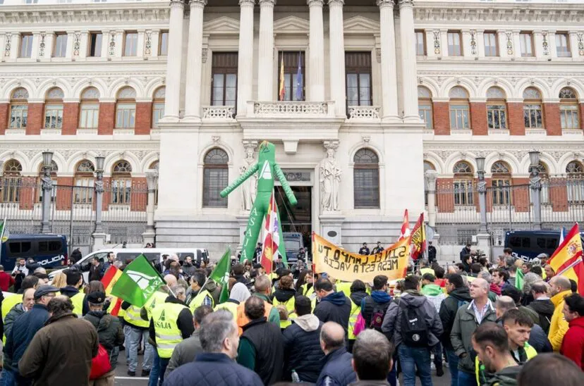 productores-espana-manifestacion-mercosur-828x548