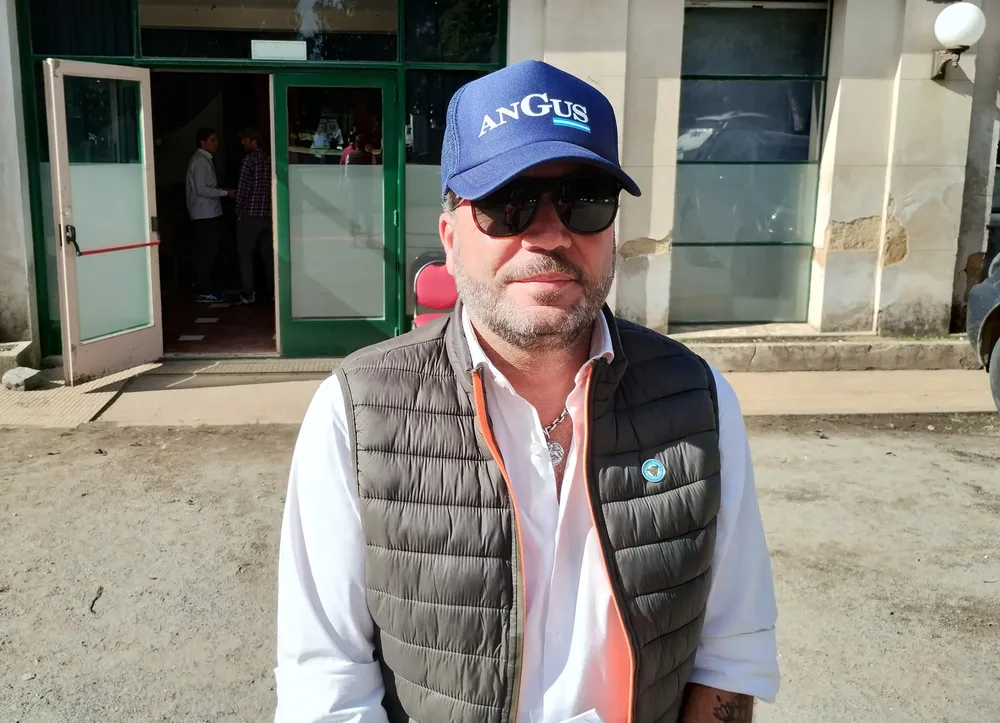 JORGE CABRALES