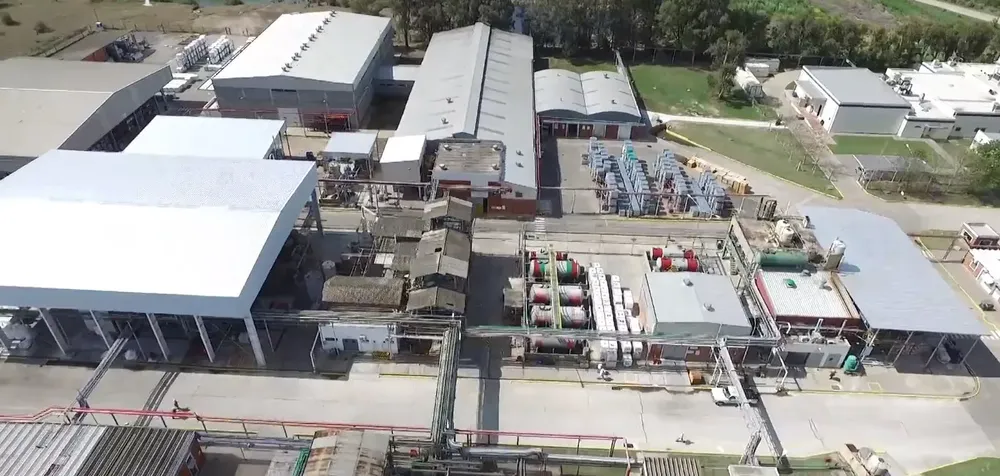 Planta industrial local de insumos agropecuarios