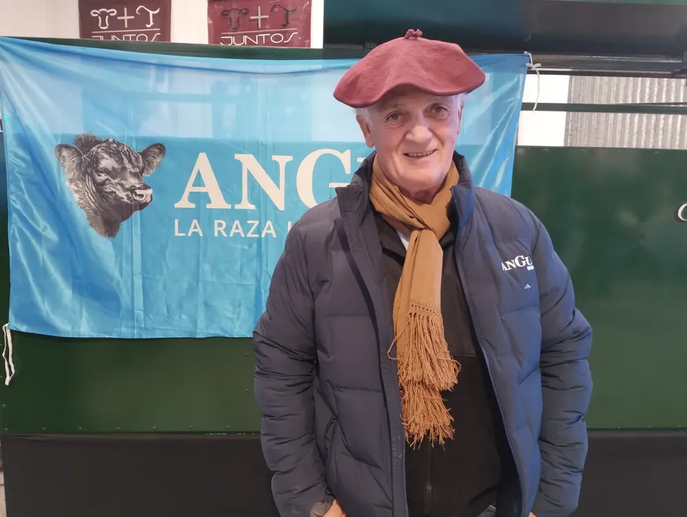 ALFONSO BUSTILLO