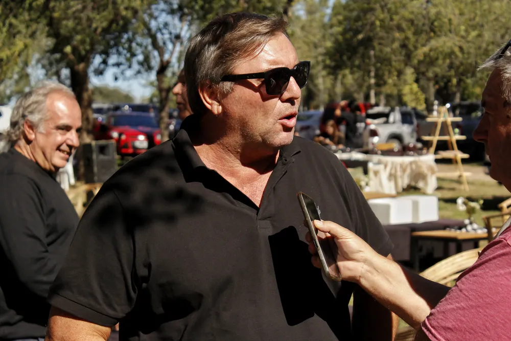 FEDERICO VIZZOLINI - ANGUS