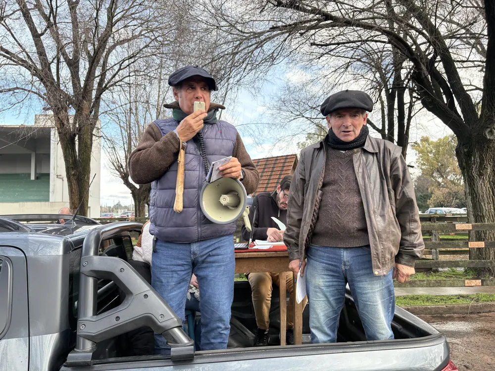 FEDERICO CORDOBA Y MARIO ESNAL - ALZAGA UNZUE Y CIA SA