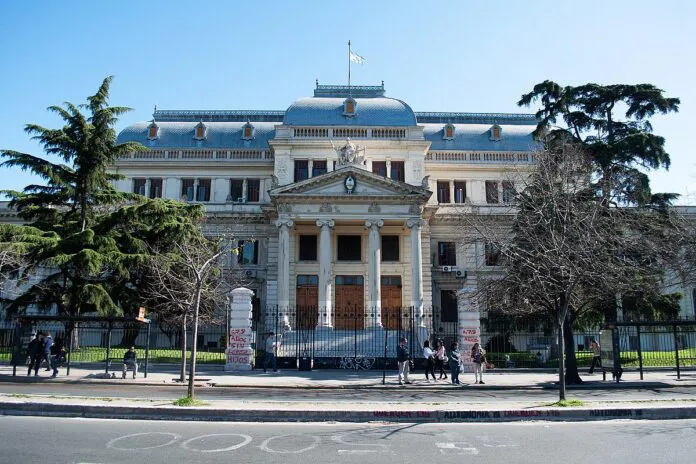 Legislatura-696x464