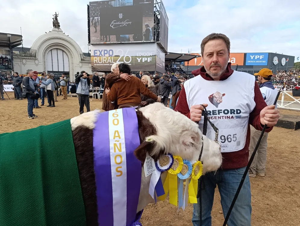 GABRIEL JACA - CABAÑA LA TXAPELA - HEREFORD